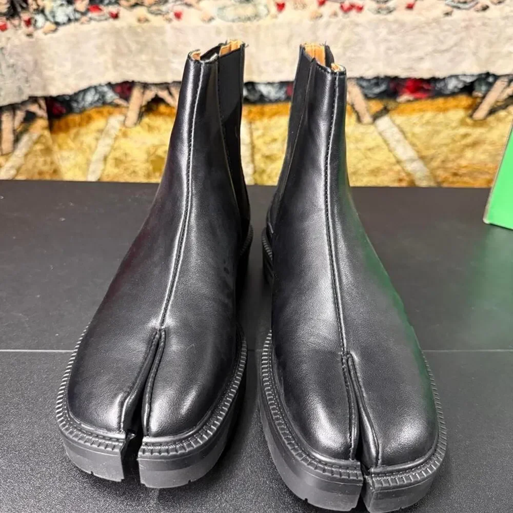 Tabi Men's Black Boots